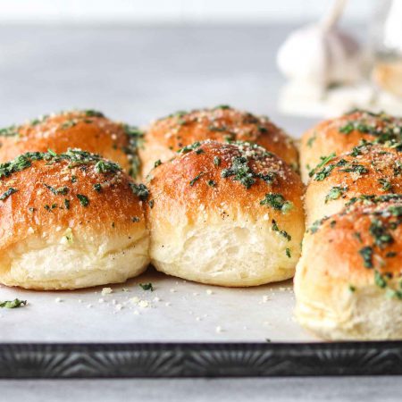 Garlic Herb Dinner Rolls Recipe