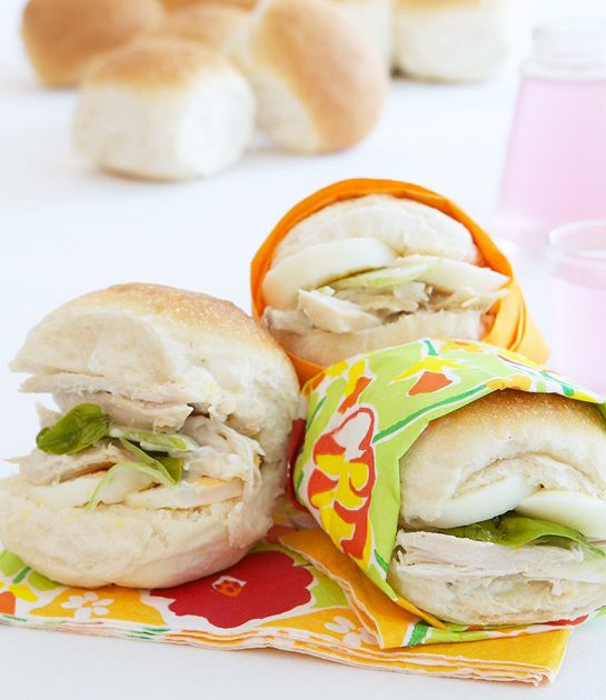 Chicken Lickin Dinner Rolls