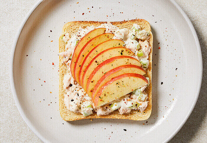 Tuna-with-Apple-on-Higher-Fibre-700.jpg